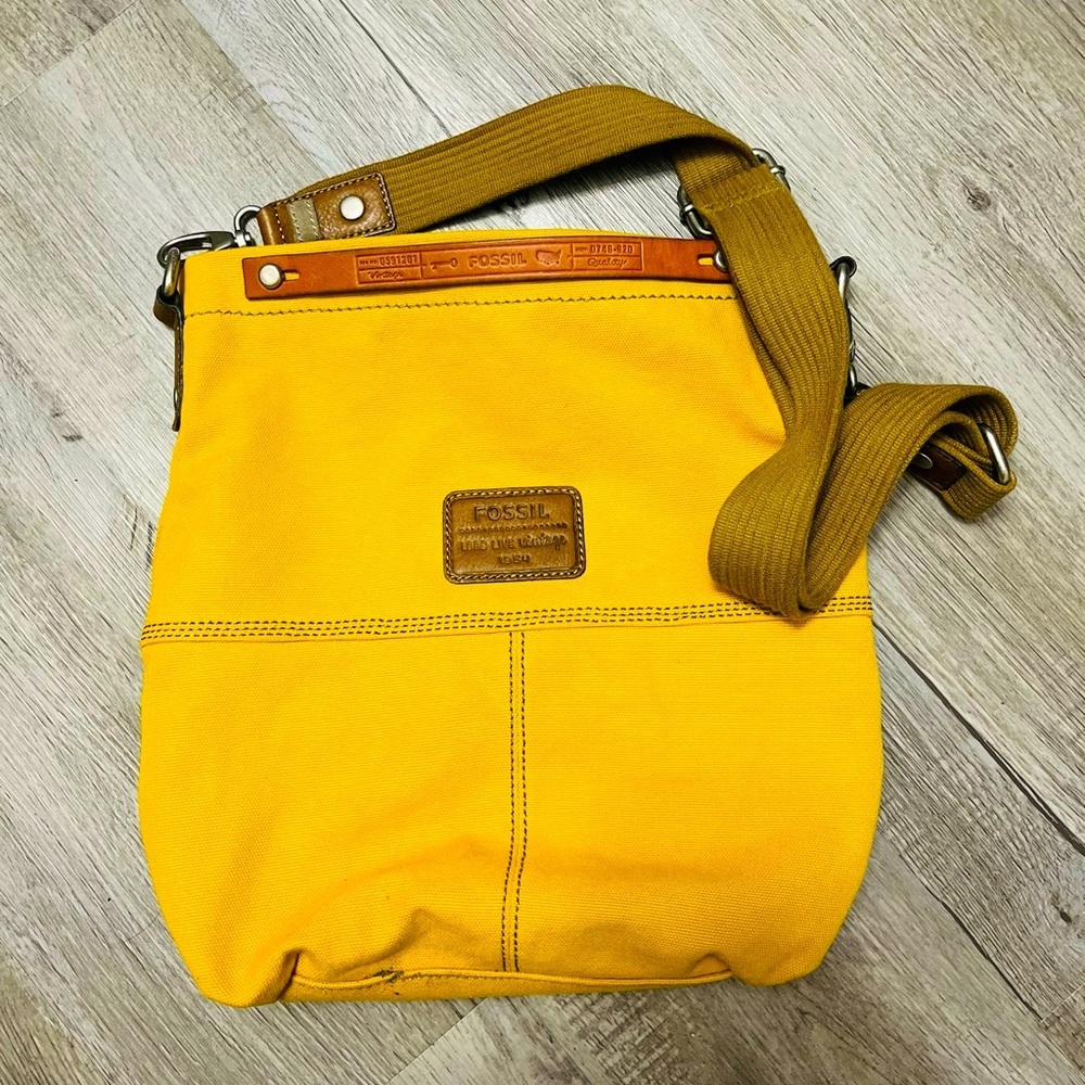 Fossil Crossbody Bag Womens Medium Yellow Canvas Leather Suede Long Live Vintage